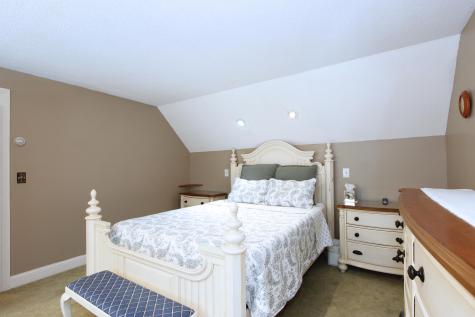 3 Midway Road Pocasset MA 02559