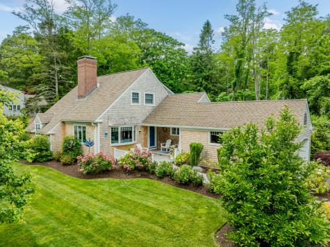 38 Grove Street Sandwich MA 02563