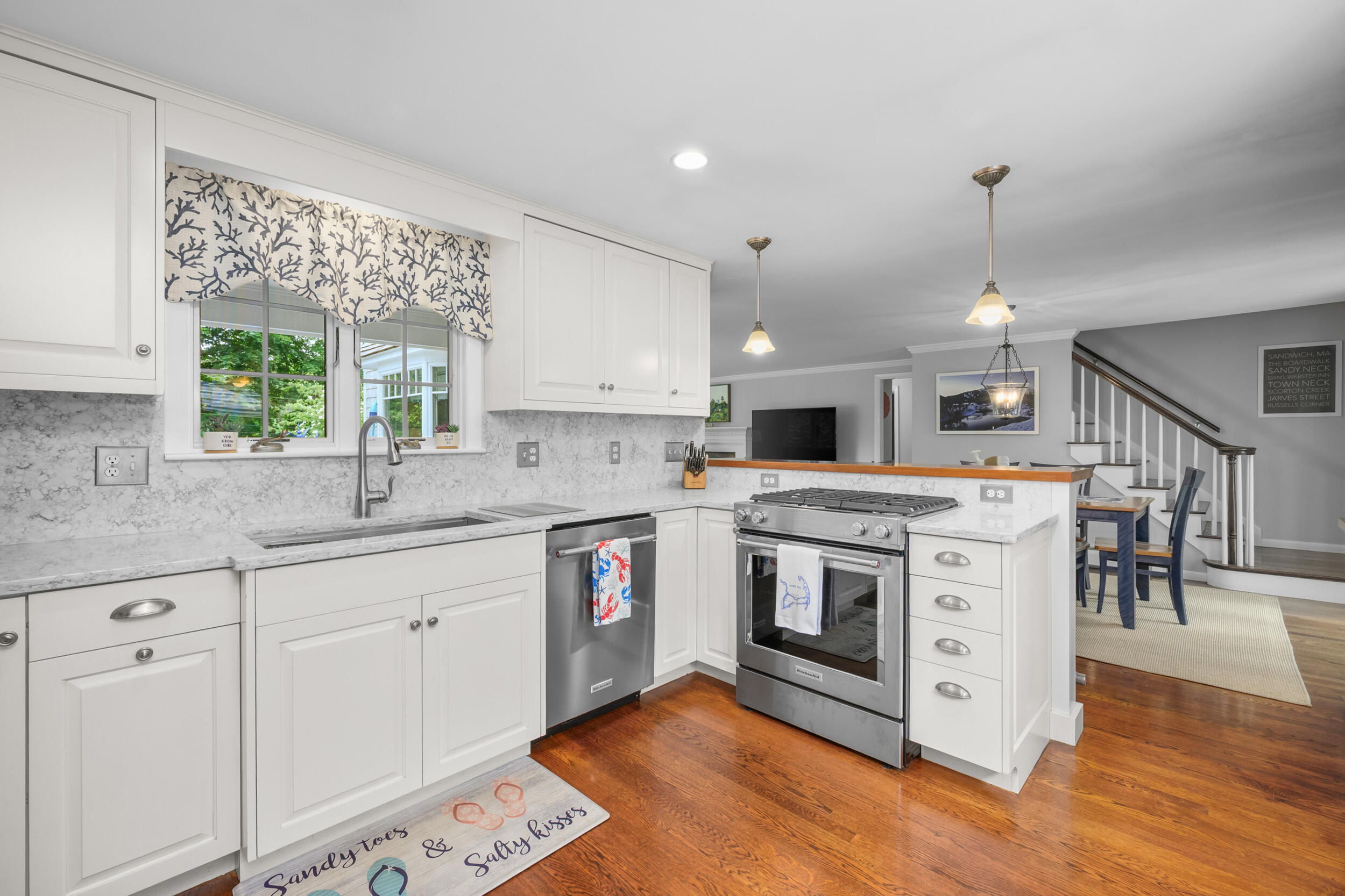 38 Grove Street Sandwich MA 02563