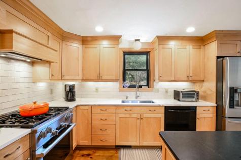 42 Pond View Drive Sandwich MA 02537