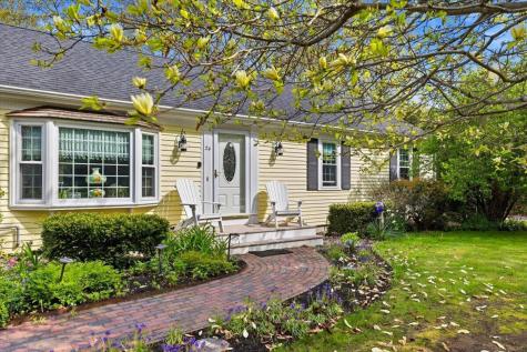 24 Starlight Drive Barnstable MA 02648