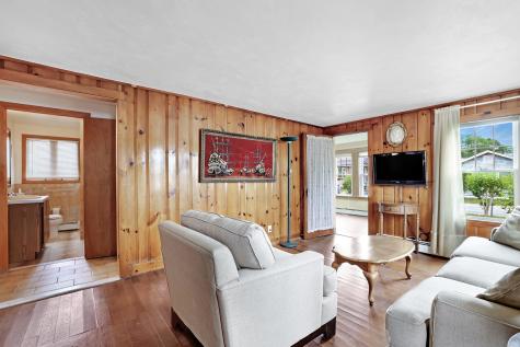 17 Swift Avenue Wareham MA 02571