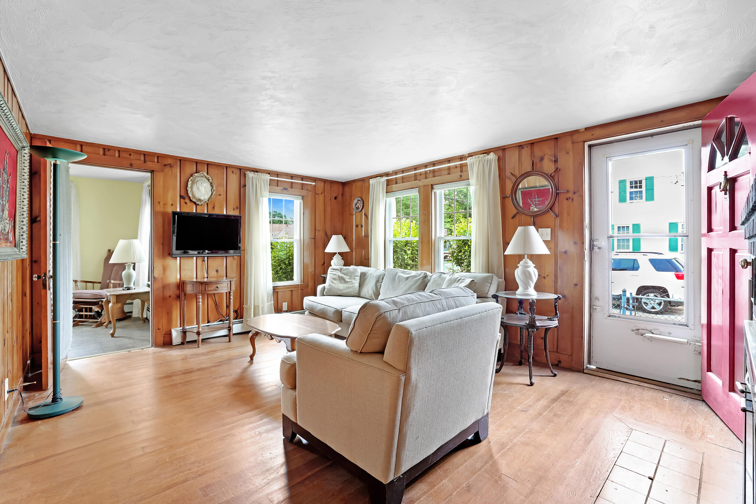 17 Swift Avenue Wareham MA 02571