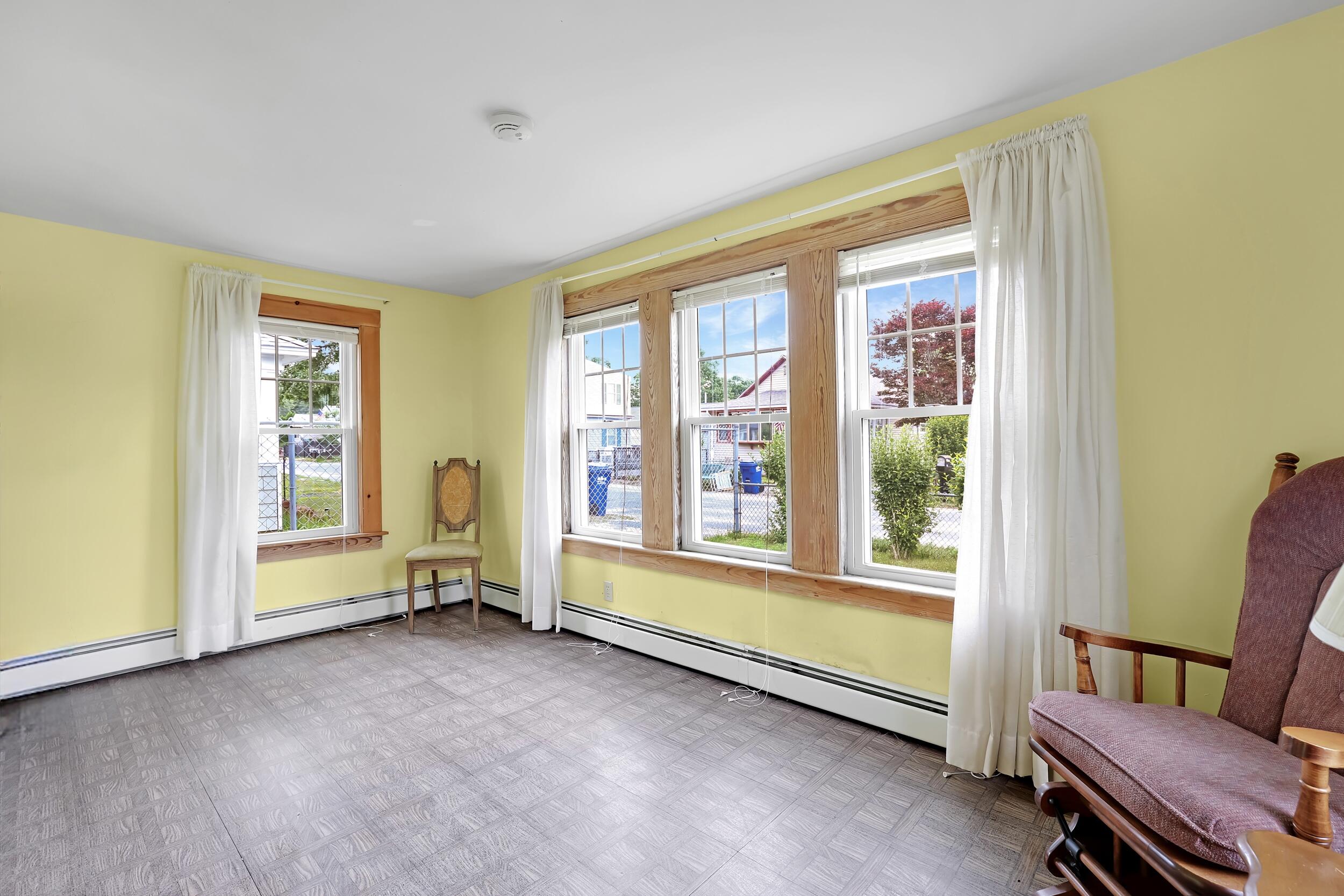 17 Swift Avenue Wareham MA 02571