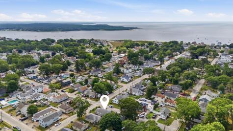 17 Swift Avenue Wareham MA 02571
