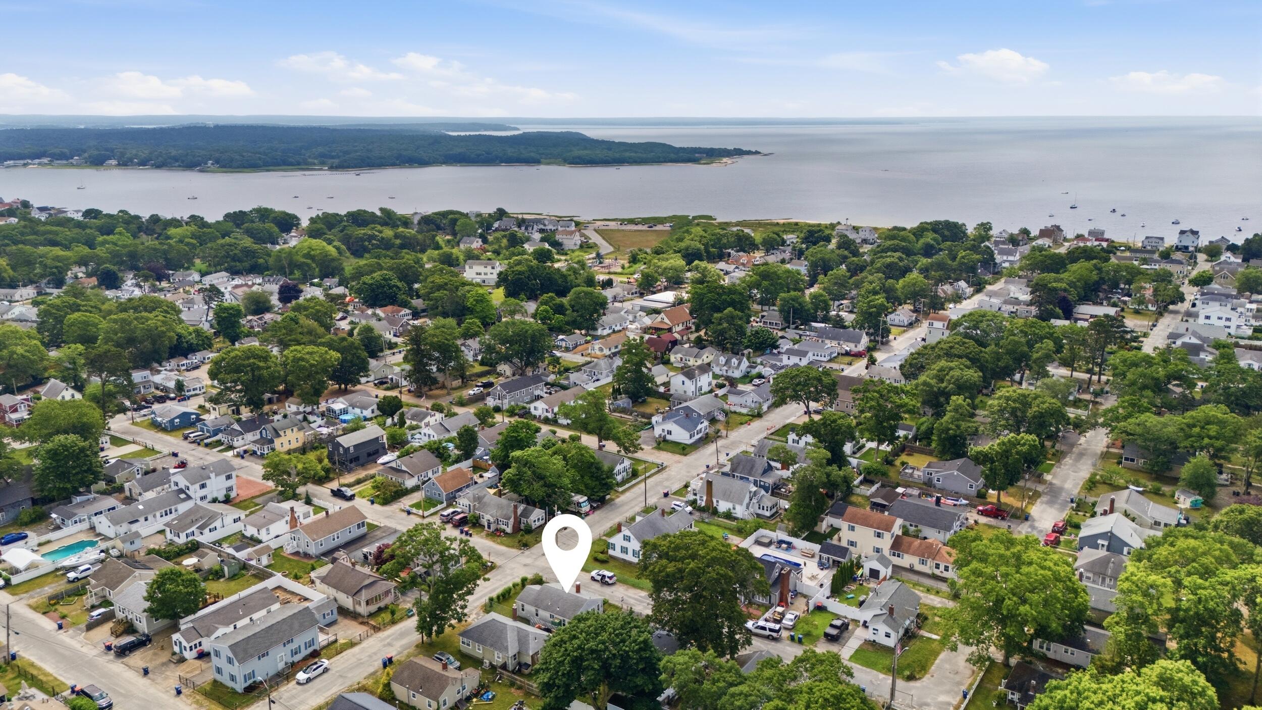 17 Swift Avenue Wareham MA 02571