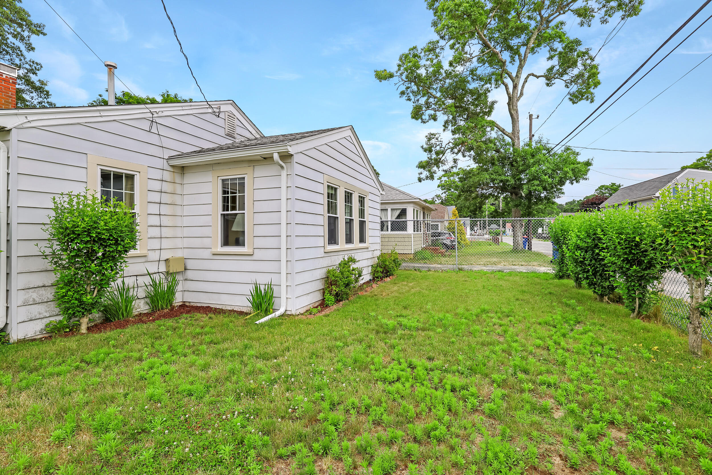 17 Swift Avenue Wareham MA 02571