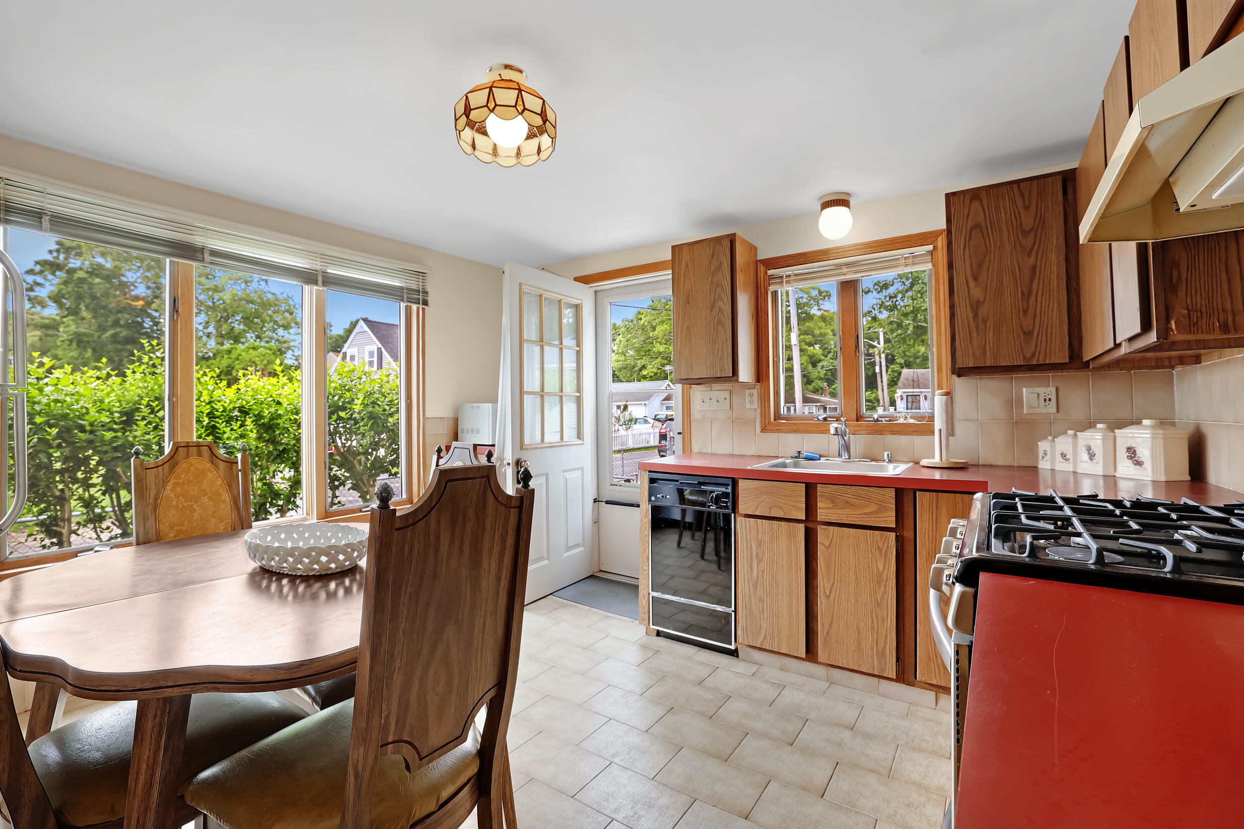 17 Swift Avenue Wareham MA 02571