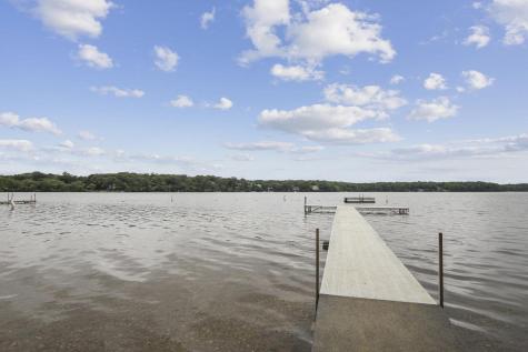 20 Lakewood Drive Mashpee MA 02649