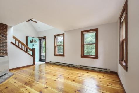 20 Lakewood Drive Mashpee MA 02649