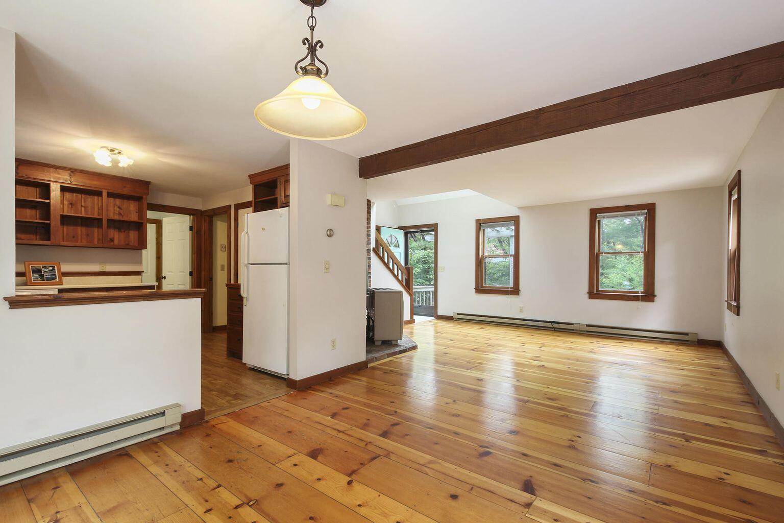 20 Lakewood Drive Mashpee MA 02649