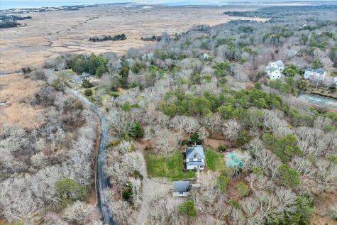 20 Howland Lane Sandwich MA 02537