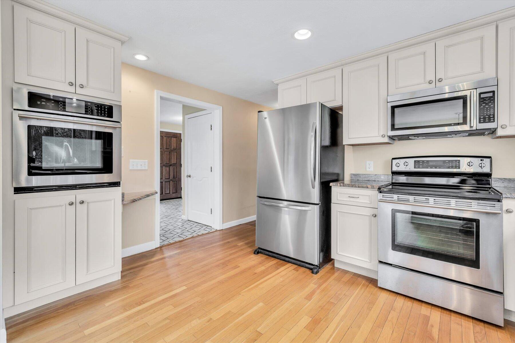 20 Howland Lane East Sandwich MA 02537