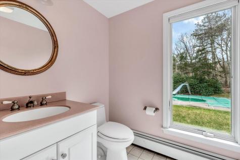 20 Howland Lane Sandwich MA 02537