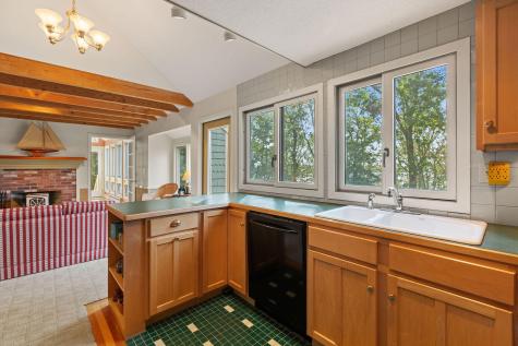 96 Pimlico Pond Road Mashpee MA 02649