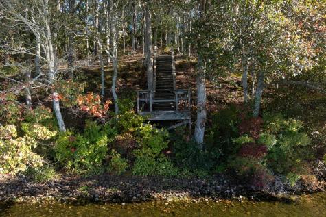 96 Pimlico Pond Road Mashpee MA 02649