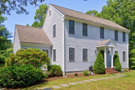 2 Harpers Hollow Sandwich MA 02537