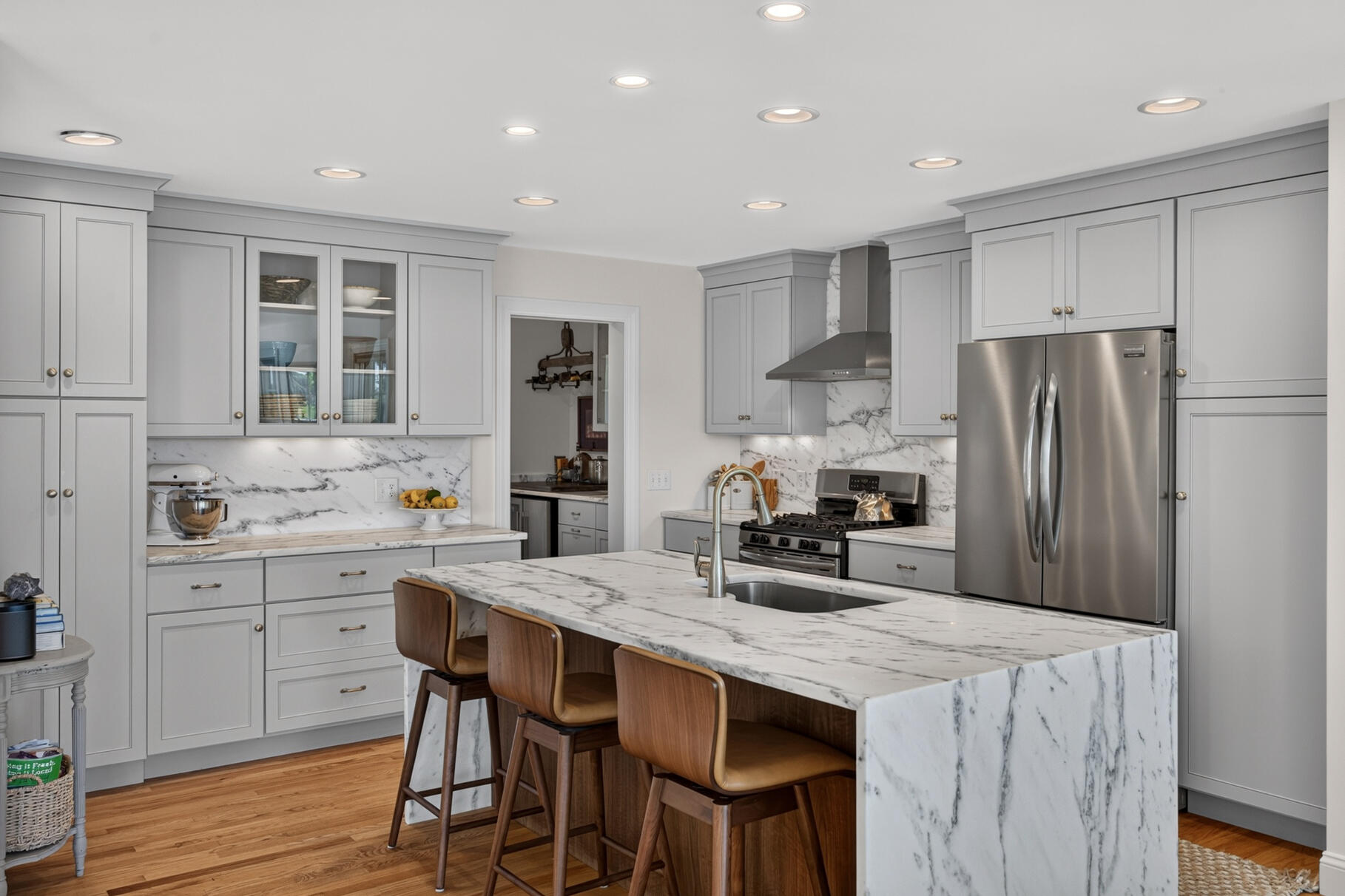 27 S Orleans Road Orleans MA 02653
