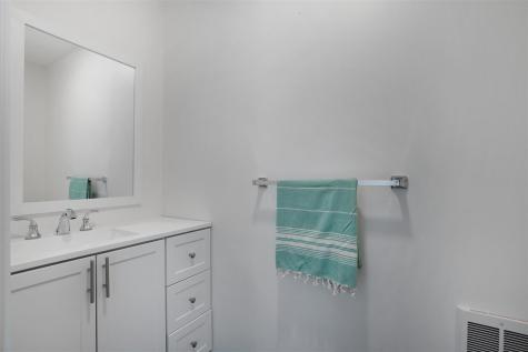 15 Squires Pond Lane Wellfleet MA 02667