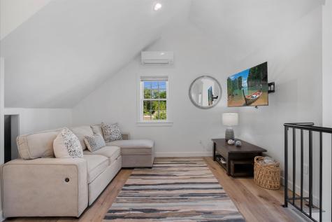 15 Squires Pond Lane Wellfleet MA 02667