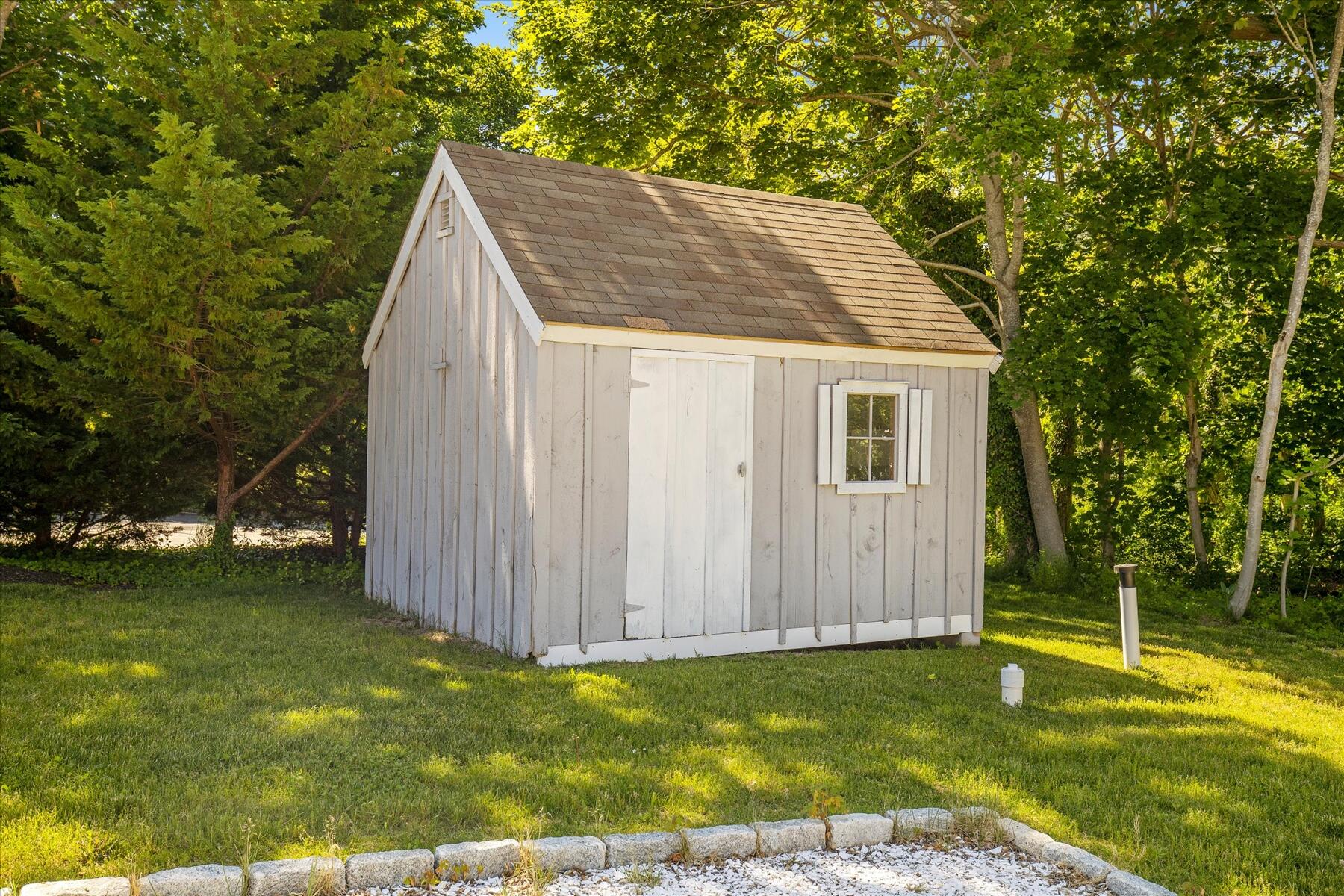 15 Squires Pond Lane Wellfleet MA 02667