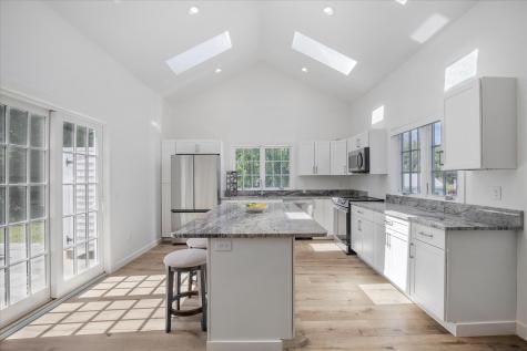 15 Squires Pond Lane Wellfleet MA 02667