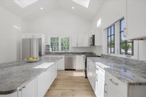15 Squires Pond Lane Wellfleet MA 02667