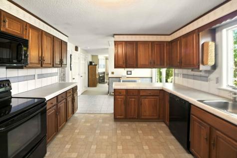 4 Ambleside Drive Falmouth MA 02540