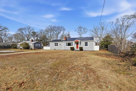 26 Howes Road Yarmouth MA 02664