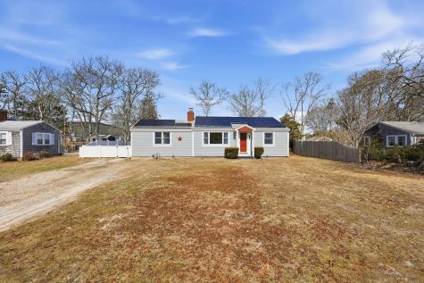 26 Howes Road Yarmouth MA 02664