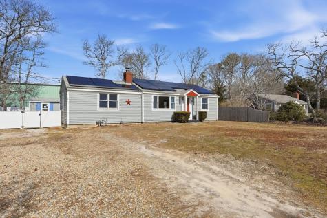 26 Howes Road Yarmouth MA 02664