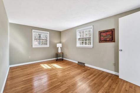 26 Rainbow Lane Mashpee MA 02649