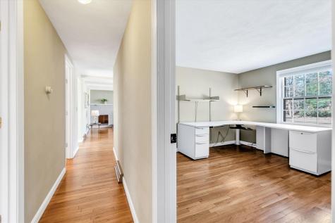 26 Rainbow Lane Mashpee MA 02649