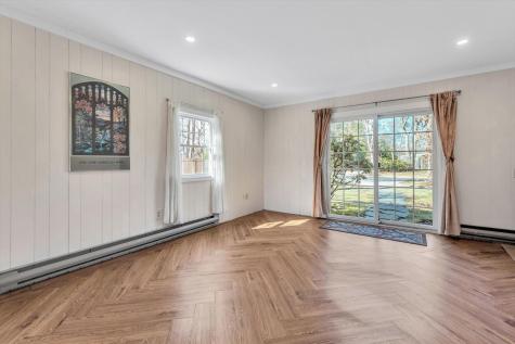 26 Rainbow Lane Mashpee MA 02649