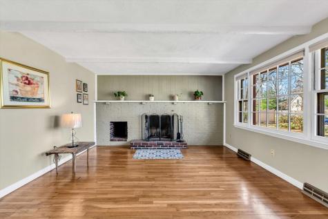 26 Rainbow Lane Mashpee MA 02649