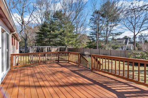 26 Rainbow Lane Mashpee MA 02649