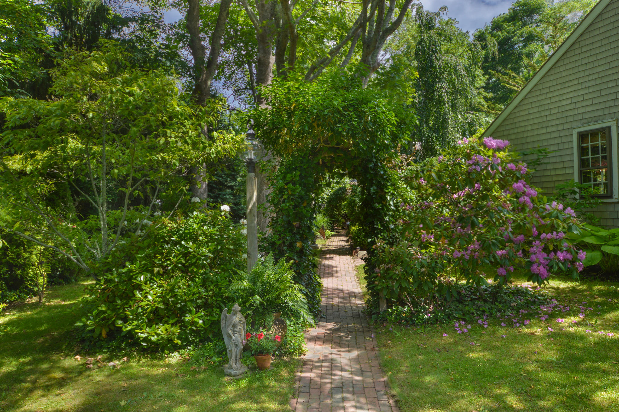 162 Route 6a Yarmouth MA 02675