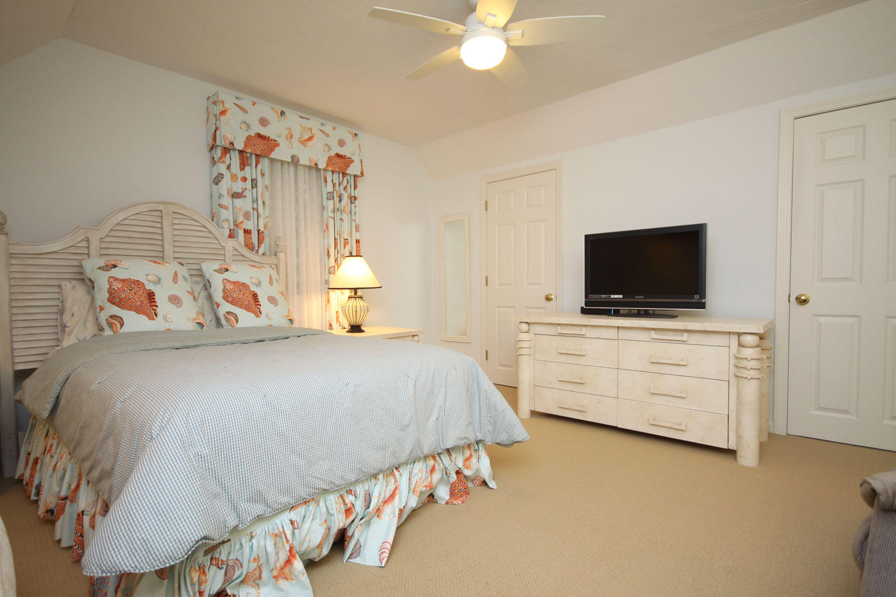 34 Periwinkle Lane Mashpee MA 02649