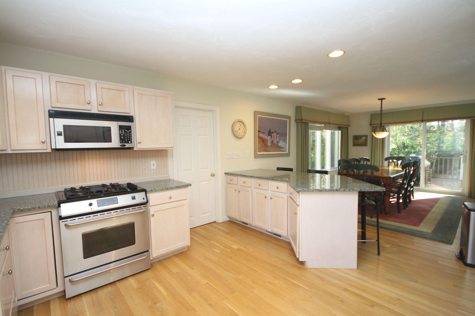 34 Periwinkle Lane Mashpee MA 02649