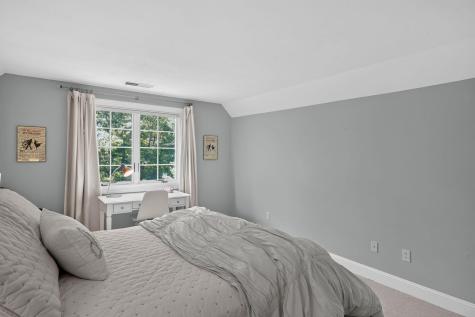 28 Longshank Circle East Falmouth MA 02536