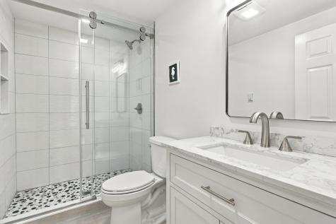 43 Quaker Road Hyannis MA 02601