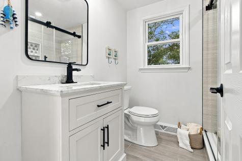 43 Quaker Road Hyannis MA 02601
