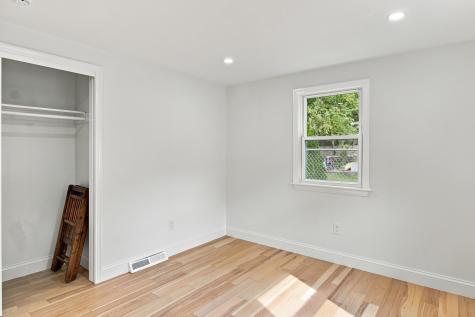 43 Quaker Road Hyannis MA 02601