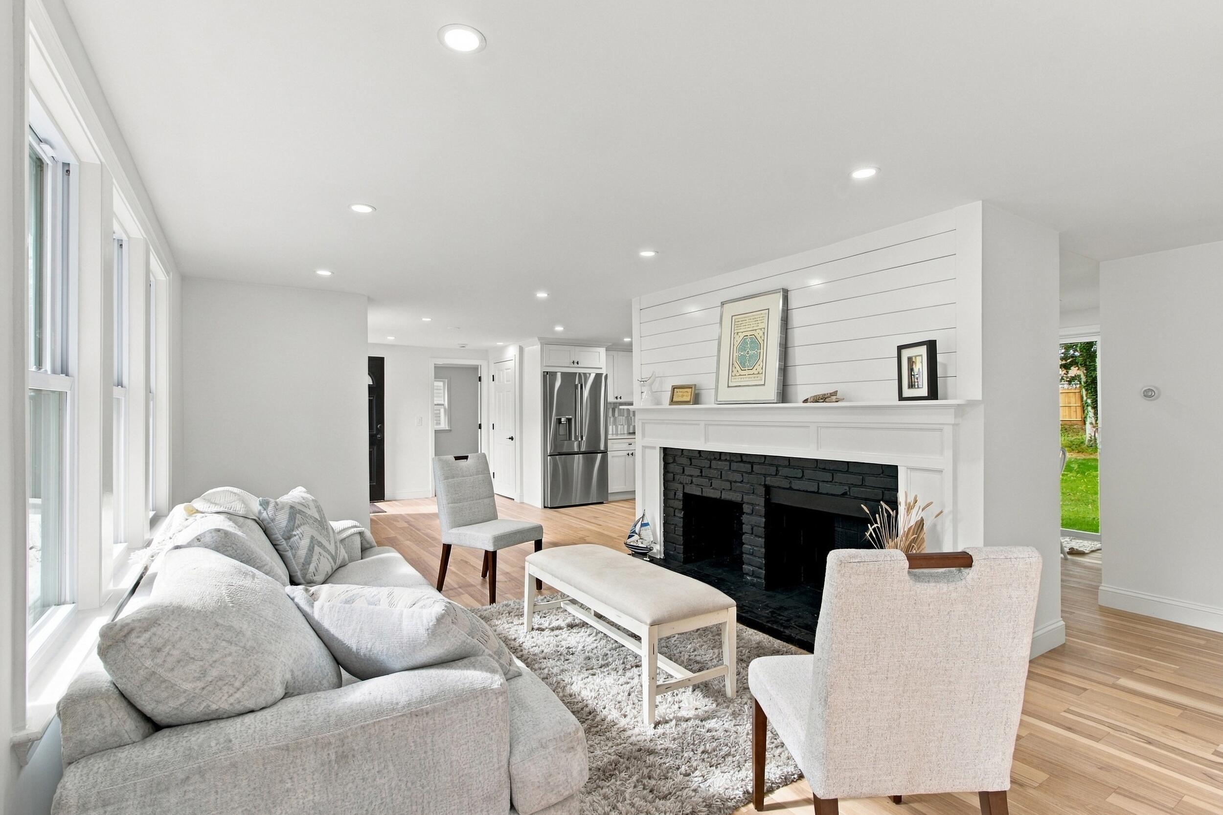 43 Quaker Road Hyannis MA 02601