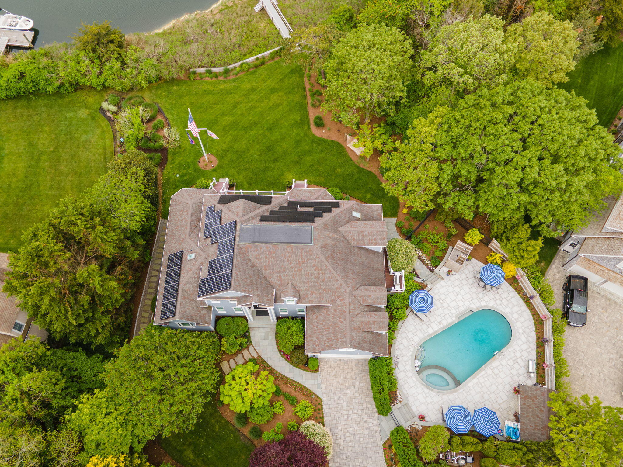 8 Bowsprit Point Mashpee MA 02649