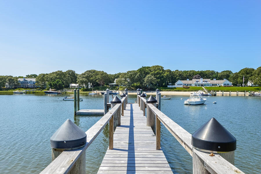 501 Eel River Road Osterville MA 02655