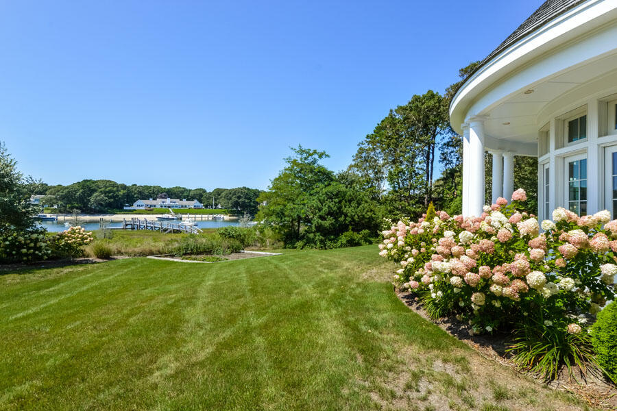 501 Eel River Road Osterville MA 02655