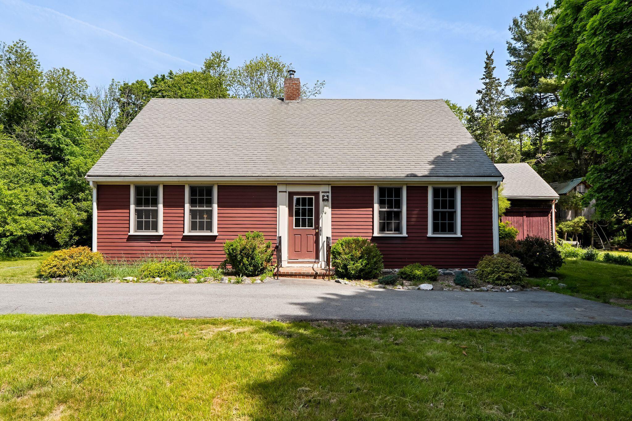 65 Summer Street Middleborough MA 02346