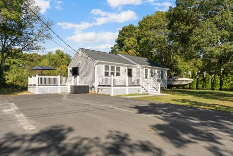 9 Theroux Drive Falmouth MA 02536
