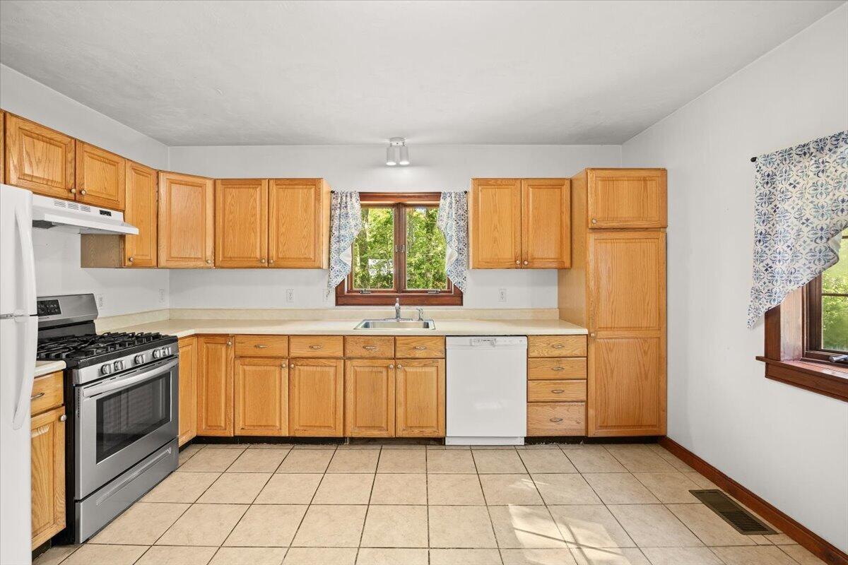 30 Seabreeze Drive Bourne MA 02532